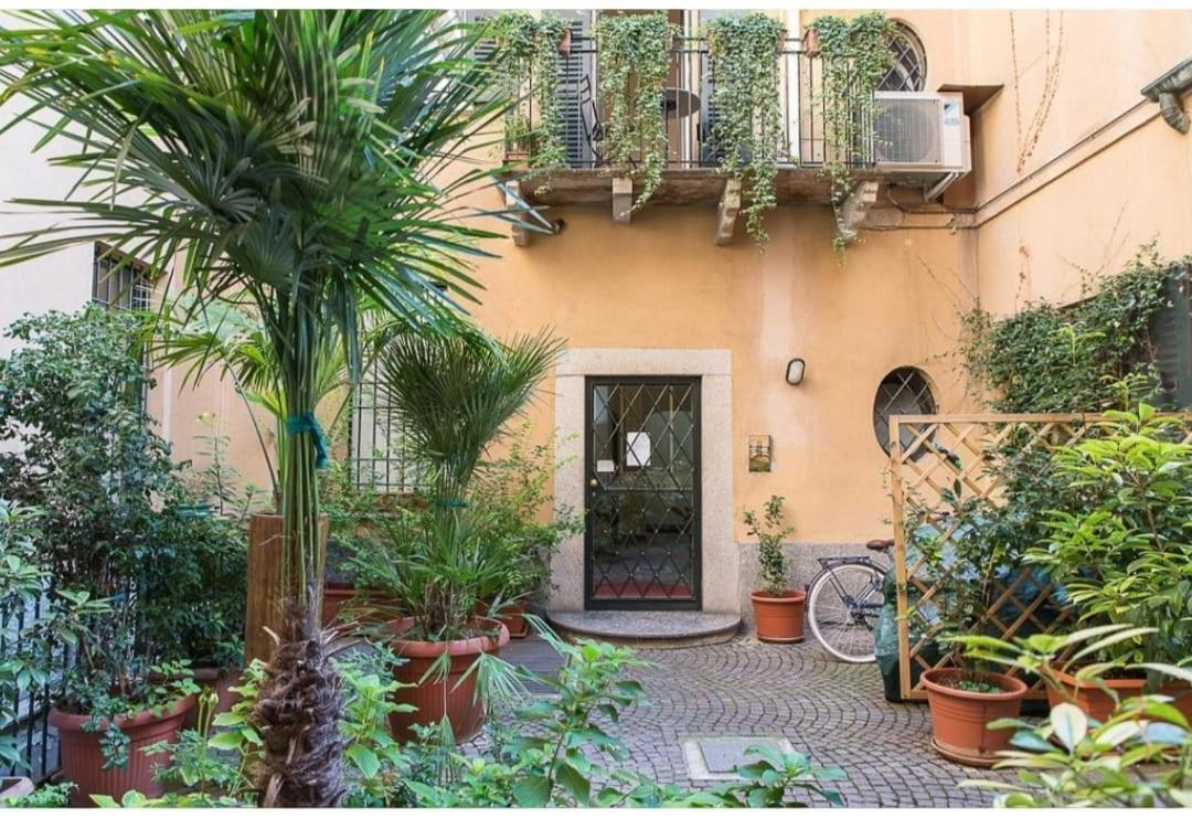 Brera Vicolo Fiori Apartment Milan Exterior photo