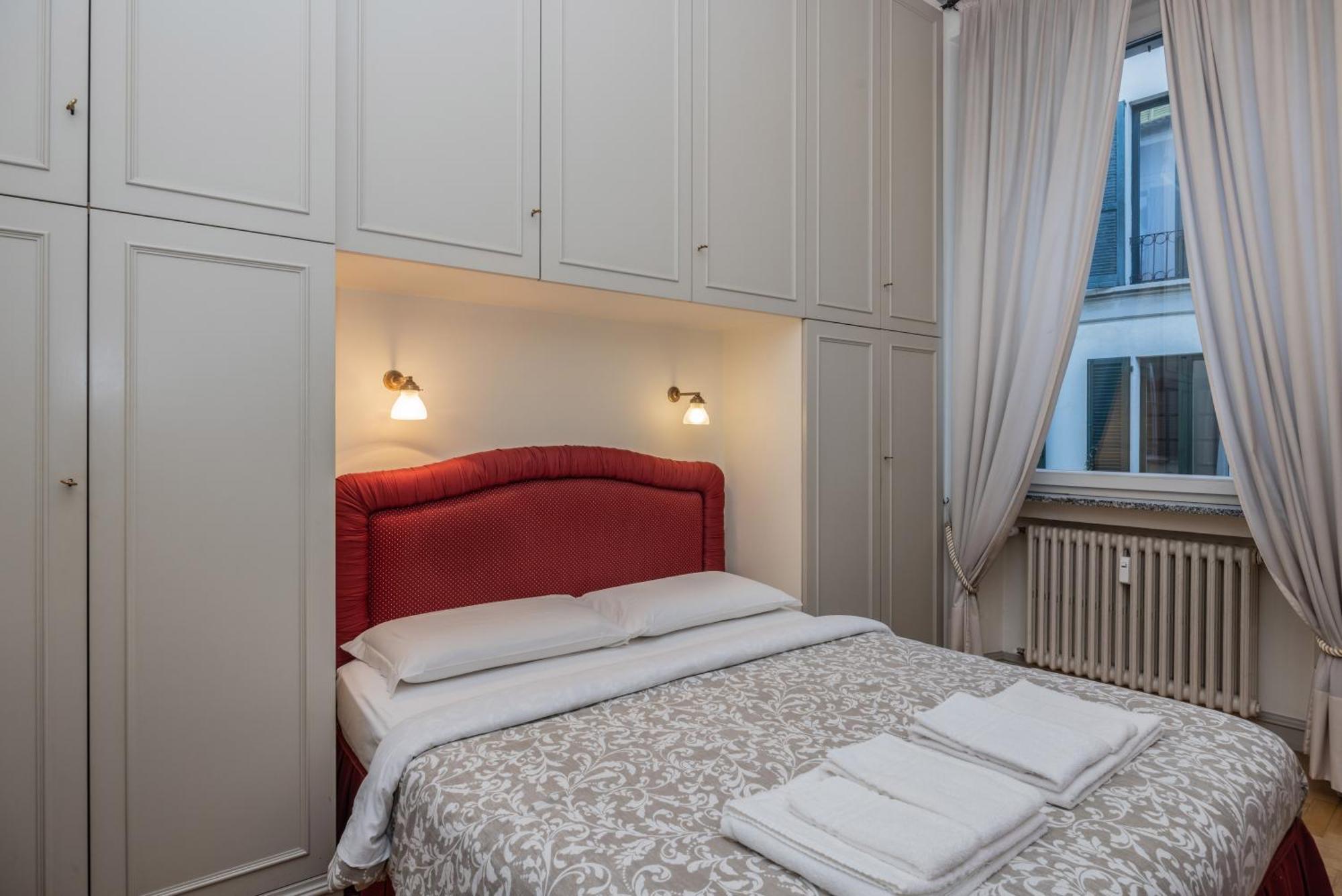 Brera Vicolo Fiori Apartment Milan Exterior photo