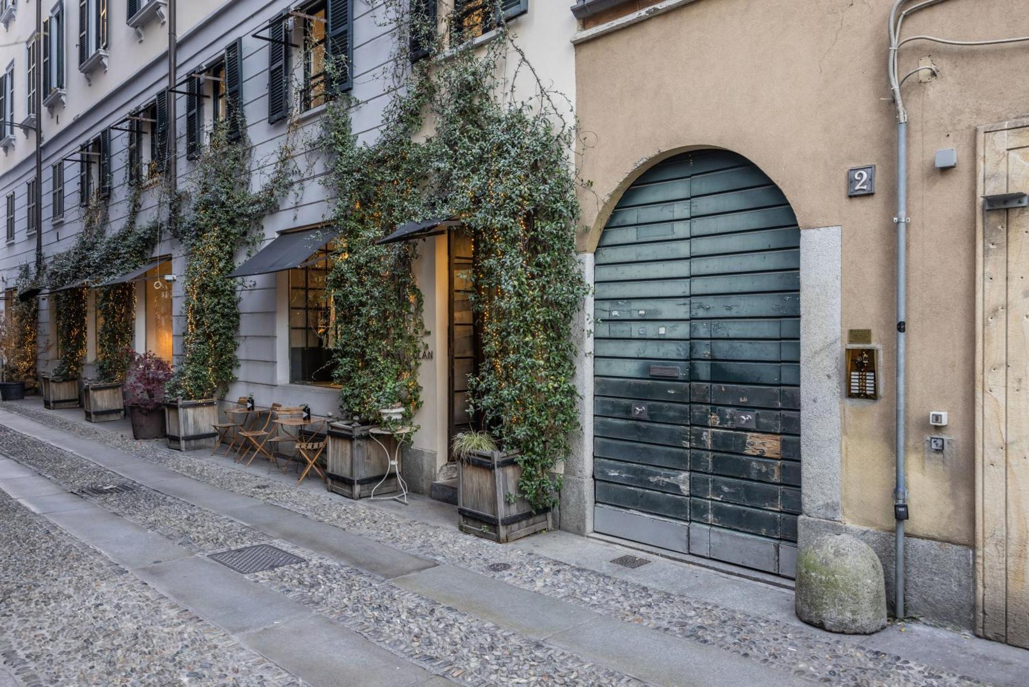 Brera Vicolo Fiori Apartment Milan Exterior photo